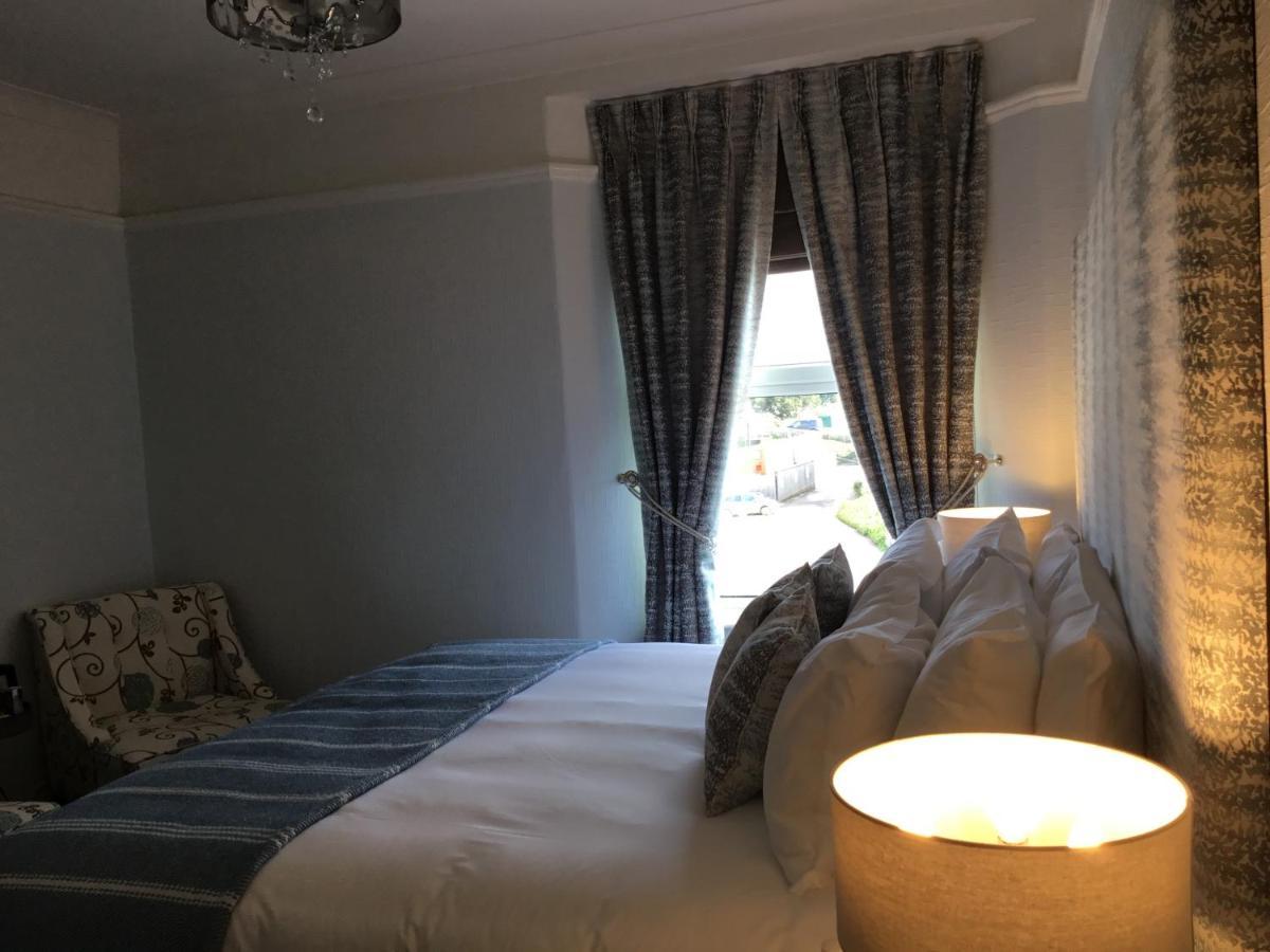 The Station Guest House Galmpton Ngoại thất bức ảnh